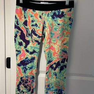 Soffe GIRLS low rise cutoff patterned leggings